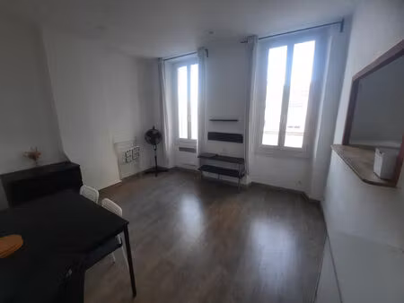 location appartement 2 pièces 34 m² à marseille 8 (13008)