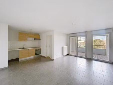 appartement t3 de 60m² avec parking