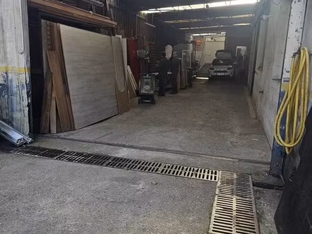 a louer - atelier / stockage / entrepot 120 m² + bureau 10 m² - nice centre - haut gambett