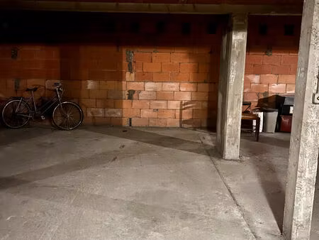 a vendre stationnement en sous-sol // toulouse bd matabiau - pont minimes