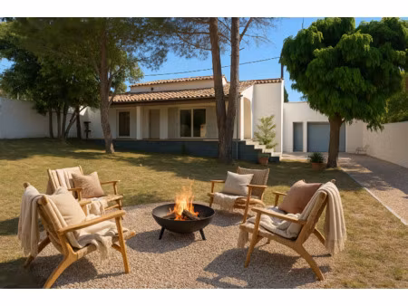 maison plain-pied avec gîte indépendant  terrasse et jardin