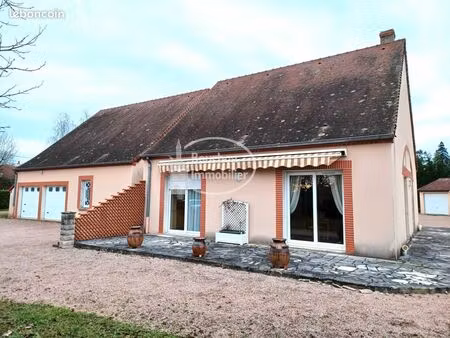 maison 7 pièces 174 m²