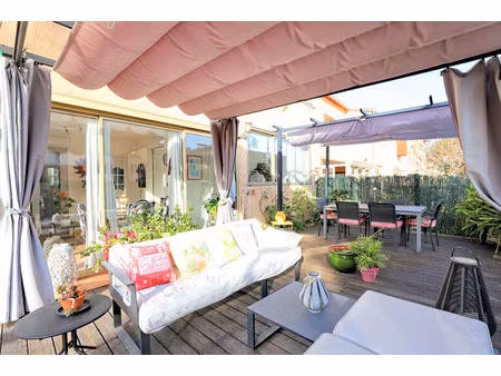 vente maison 5 pièces 115 m² toulon (83100)