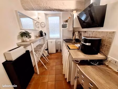 t1 bis - pour étudiant.e