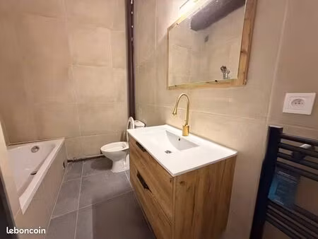 apparemment quatre pièces draguignan