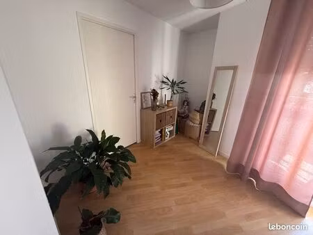 joli appartement t2 meublé