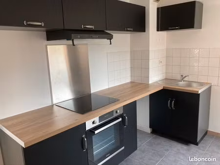 t4 lumineux -toulouse guilhemery 31500  proche hyper centre