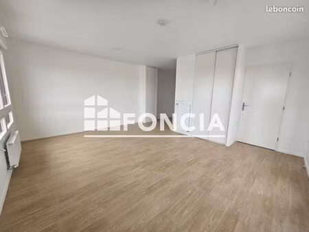 studio 1 pièce 34 m²