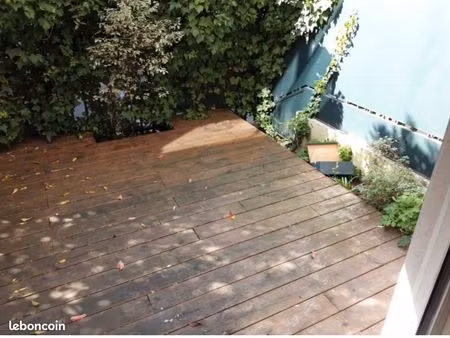 a louer 31 m2 avec 1 chambre indépendante  jardin 30m2 et place parking