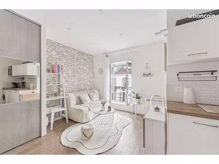 studio 18 m² paris 18