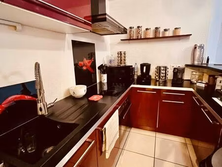 à louer t3 centre avec stationnement