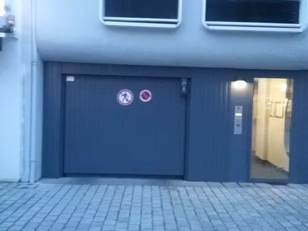 location parking couvert