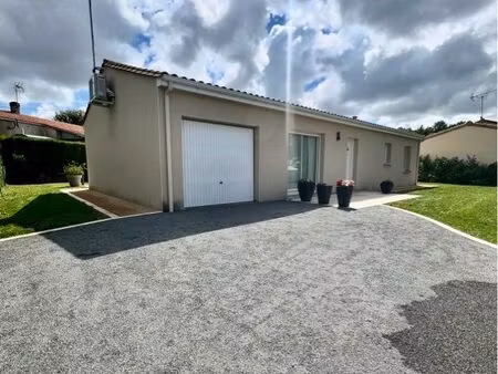 maison à louer - 87 m2 - 3 chambres - champniers