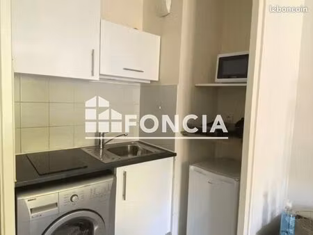 studio 1 pièce 31 m²