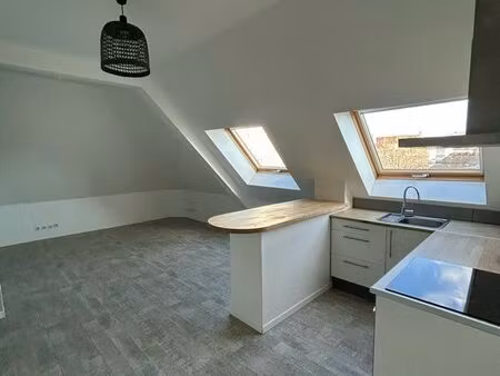 t2 de 57m2 - quartier lycée saint louis