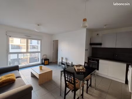 appartement 2 pièces meublé de 40m2 proche des tcl
