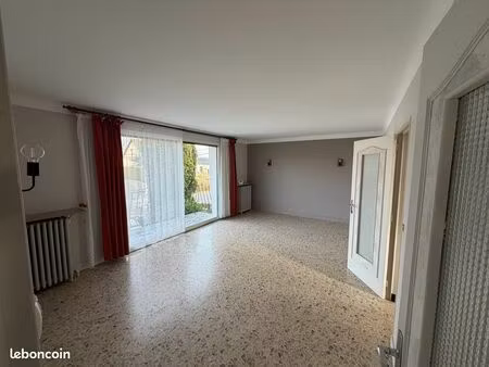 maison à louer - la suze-sur-sarthe