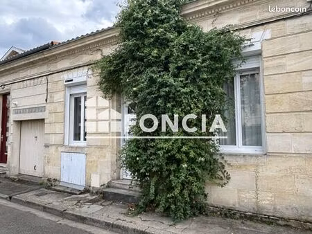 maison 3 pièces 80 m²