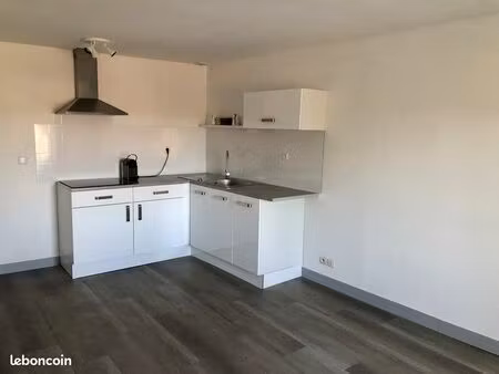angoulême - la madeleine - agréable appartement f3 rénové