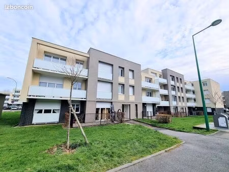 appartement 3 pièces 69 m²
