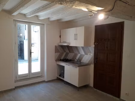 location appartement 1 pièce 23 m² à caumont-sur-durance (84510)
