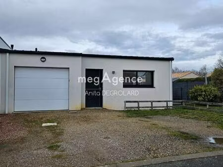 vente maison à la roche-sur-yon (85000) : à vendre / 90m² la roche-sur-yon