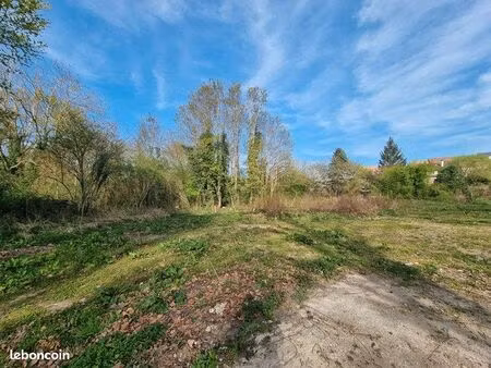 terrain 822 m² villiers saint frederic