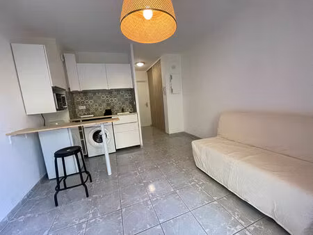 location appartement 1 pièce 19 m² à aix-en-provence (13080)