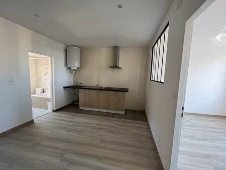 location appartement 2 pièces 29 m² à aubigny-sur-nère (18700)