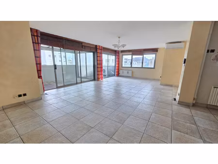 appartement 4 pieces centre ville les halles