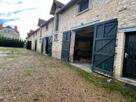 location garage 263 m² à villeneuve-sur-aisne (02190)