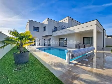 maison de 220 m² à ahuy