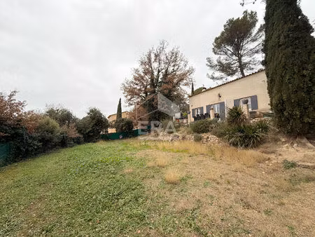 a vendre 841530 villelaure maison plain pied type 5 pieces d'environ 115m² avec jardin et 