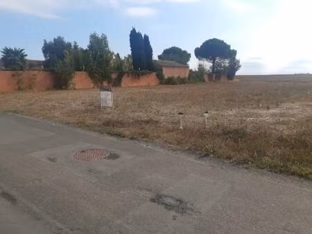 bourgneuf (17220)  terrain à bâtir de 802 m² à viabiliser