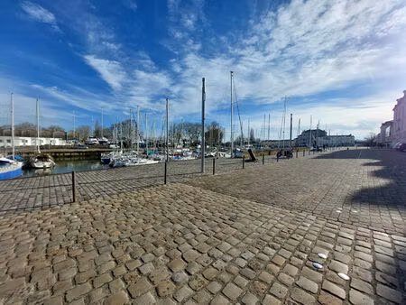 appartement meublé rochefort vue port 35.89 m2