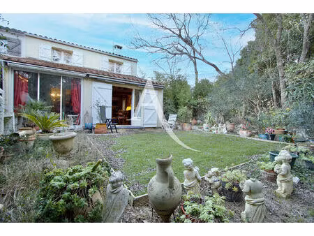 montpellier celleneuve - charmante maison - mitoyenne d'un côté - environ 93 m² - 3 chambr