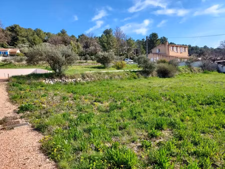 vente terrain 691 m² à barjols (83670)  130 000 €