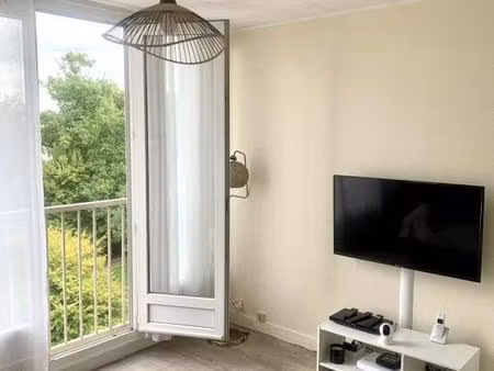 beau studio en centre-ville