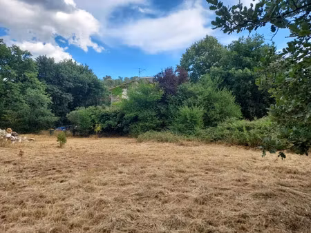 vente terrain 2100 m² à garéoult (83136)  225 000 €
