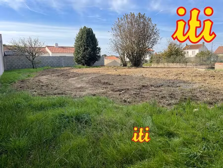 vente terrain 582 m² à les sables-d'olonne (85100)  383 000 €