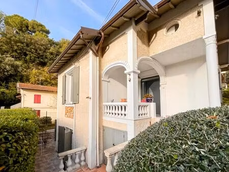 maison familiale de charme avec jardin à nice