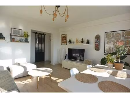 secteur sud - appartement entièrement rénové proche écoles et commerces