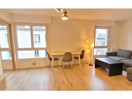 location appartement  44.35 m² t-2 à issy-les-moulineaux  1 300 €
