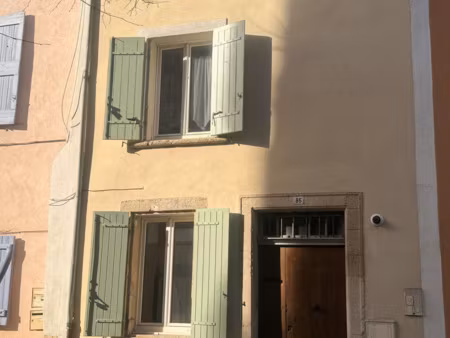 en exclusivité! maison de ville centre cavaillon