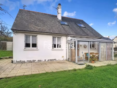 maison avec vie de plain-pied  jardin de 550 m2 et garage à