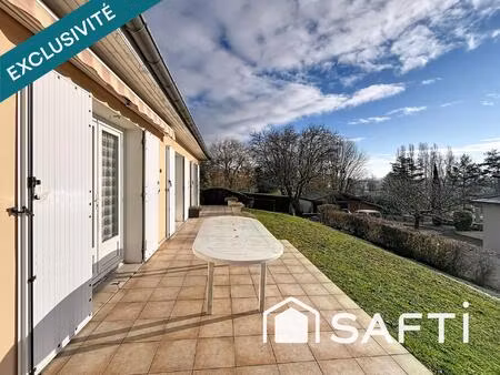 maison idéalement située proche du centre bourg