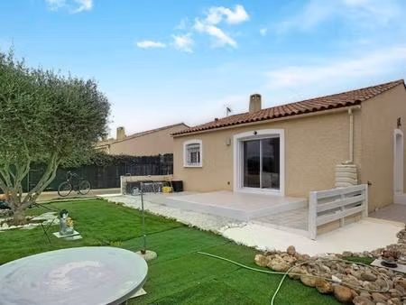 villa 4 faces de plain pied 64 m² sur terrain piscinable de 400m² avec garage