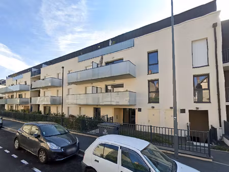 à louer - t2 - jardin privatif - pinel