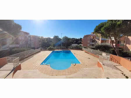 vente appartement 2 pièces 44 m² fréjus (83600)