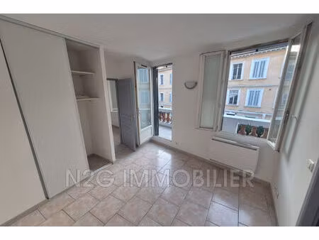 location appartement 2 pièces 38 m² à grasse (06130)